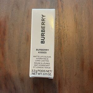Burberry Kisses Matte Lip Colour - THE RED